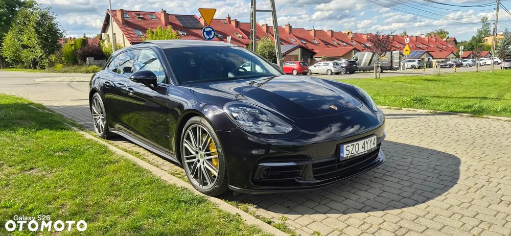 Porsche Panamera 4S Executive - 34