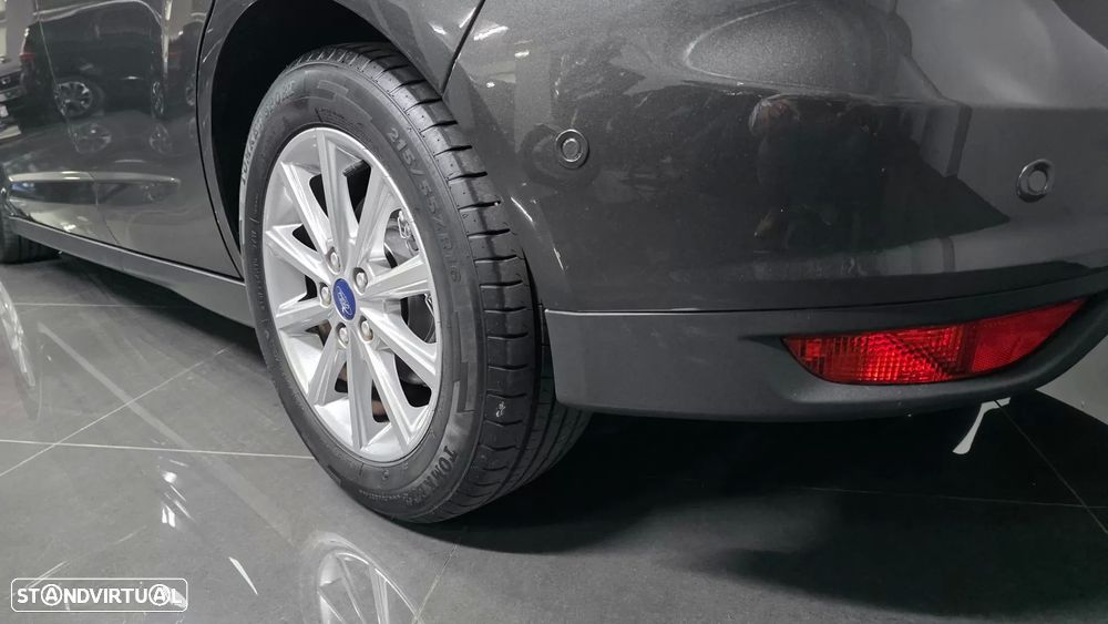 Ford C-Max 1.0 SCTi Titanium S/S - 38