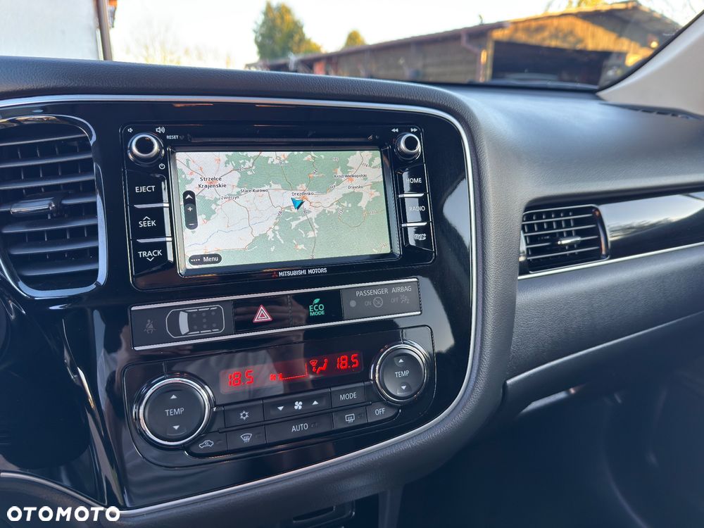 Mitsubishi Outlander - 37