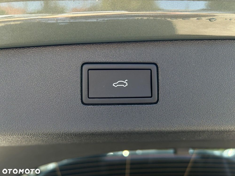 Volkswagen Tiguan - 28