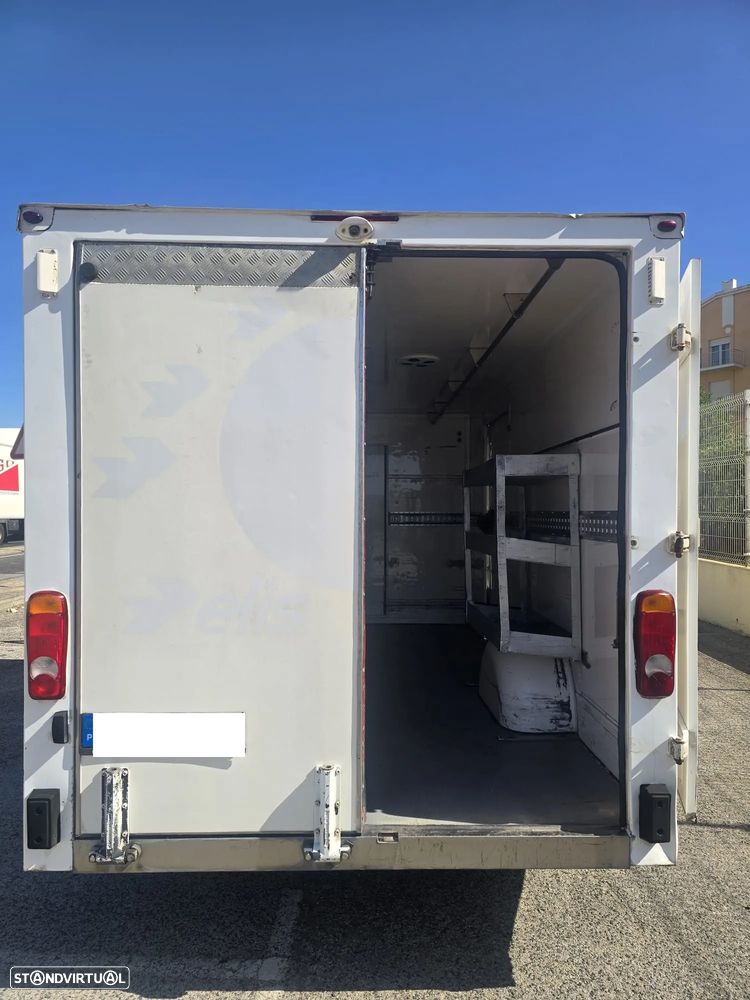 Renault Master 2.3 D Furgon - 4