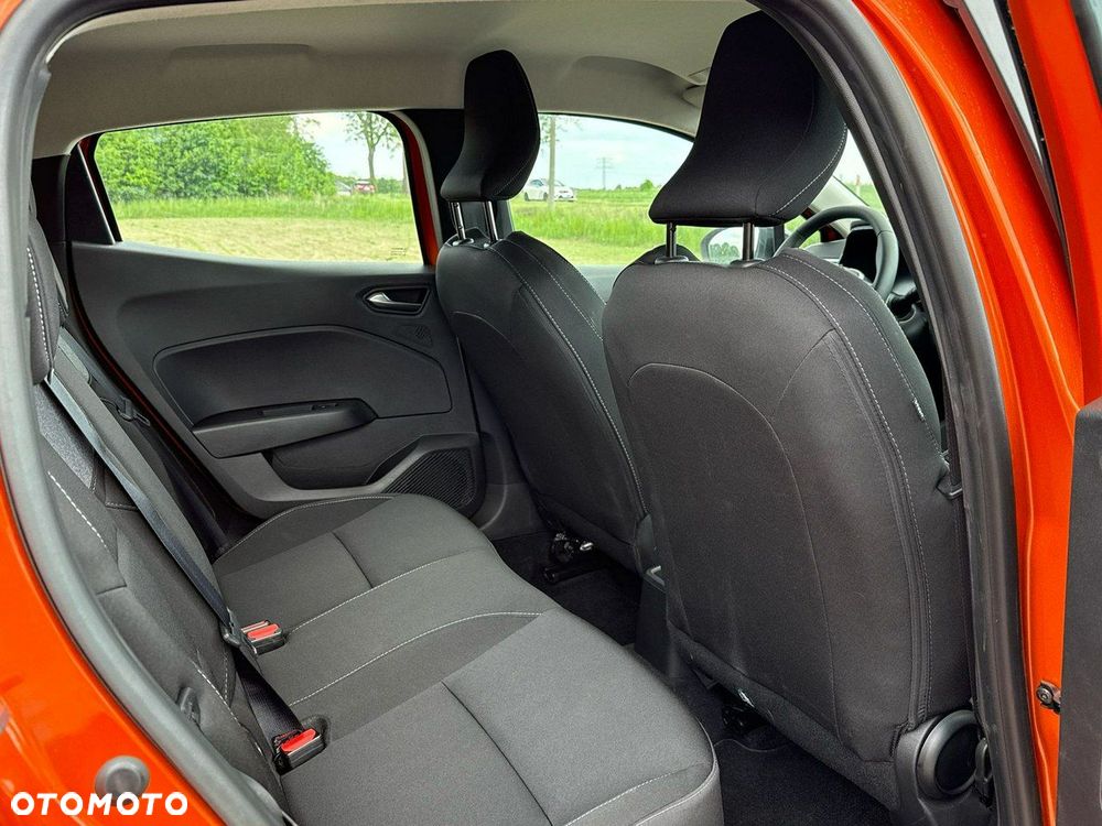 Renault Clio TCe 90 EVOLUTION - 20