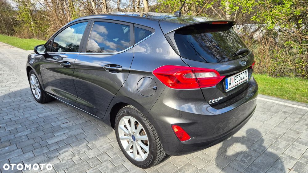 Ford Fiesta 1.1 S&S TITANIUM - 4