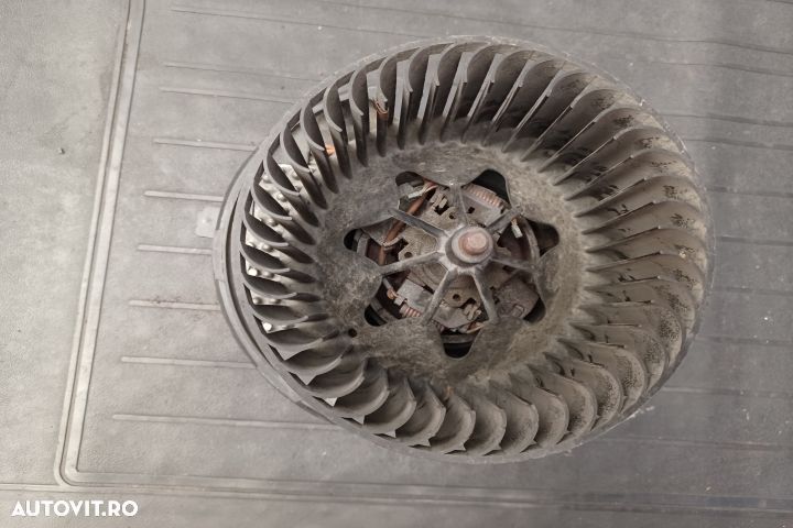 Ventilator aeroterma 3C0907521B 3C0907521B Volkswagen VW Golf 5 [2003 - 3