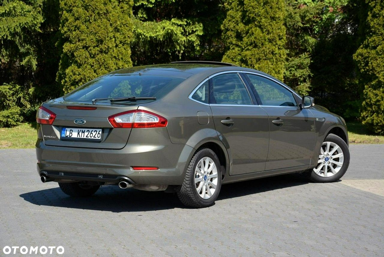Ford Mondeo 2.0 EcoBoost Titanium - 13