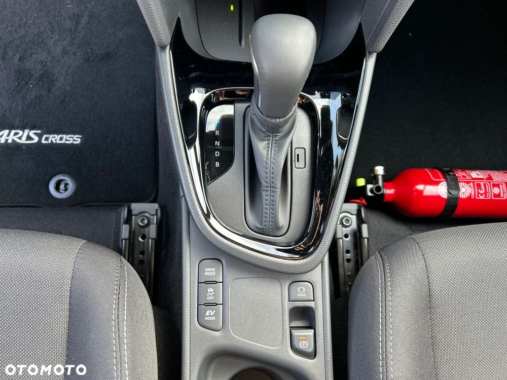Toyota Yaris Cross Hybrid 1.5 Style - 35