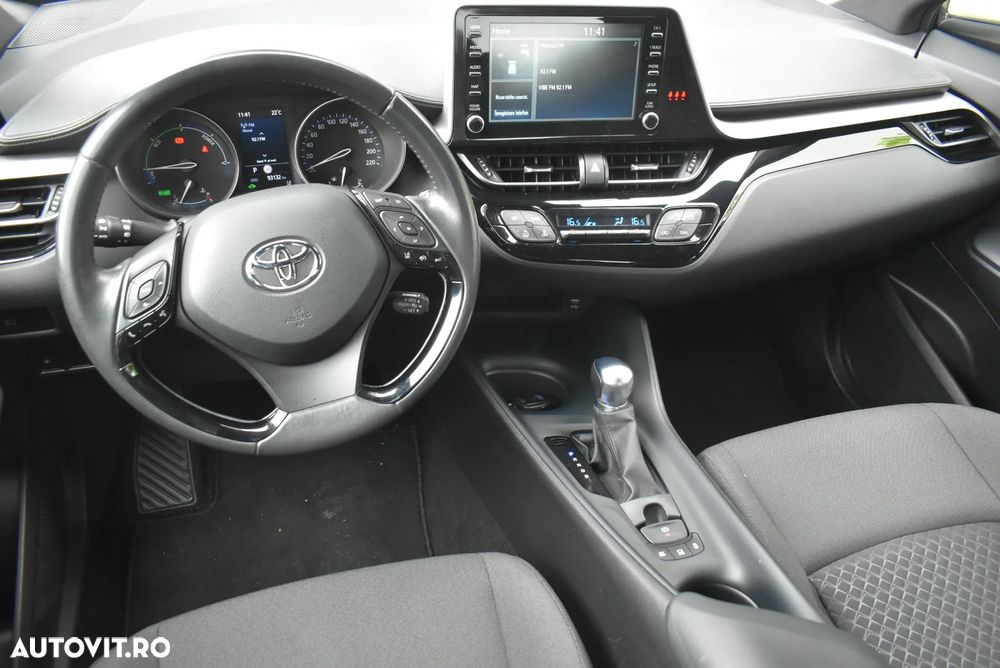 Toyota C-HR - 21