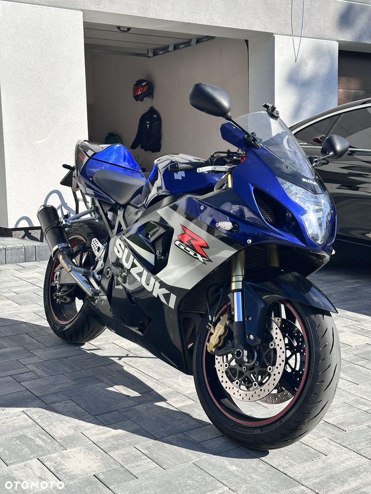 Suzuki GSX-R - 4