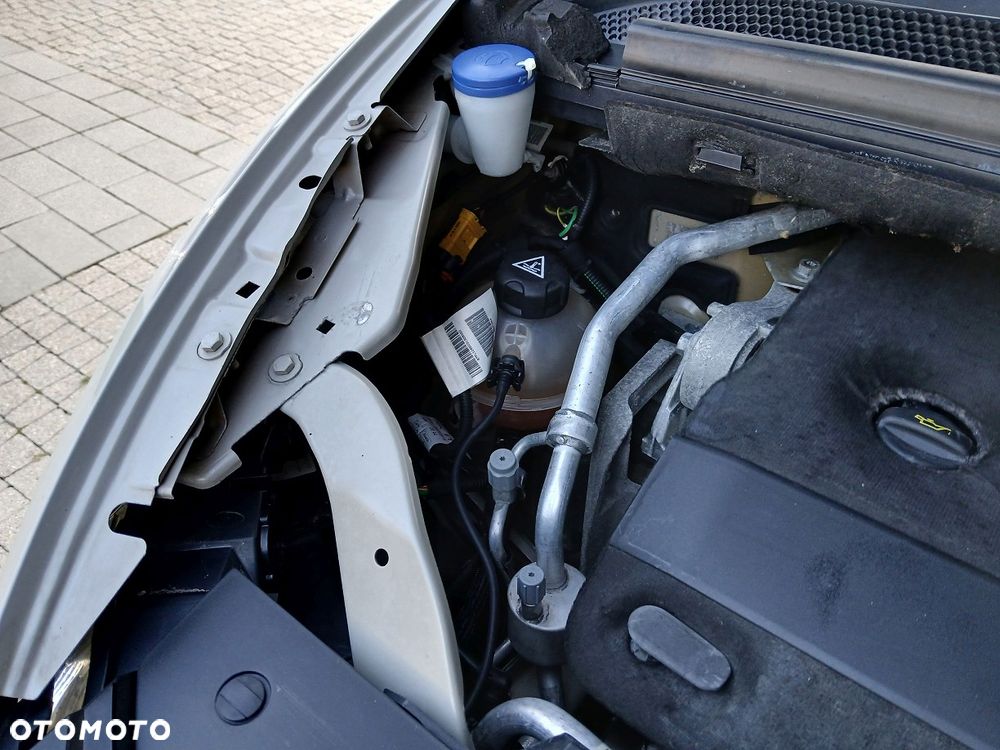 Citroën C4 Picasso 2.0 BlueHDi Shine S&S EAT6 - 21