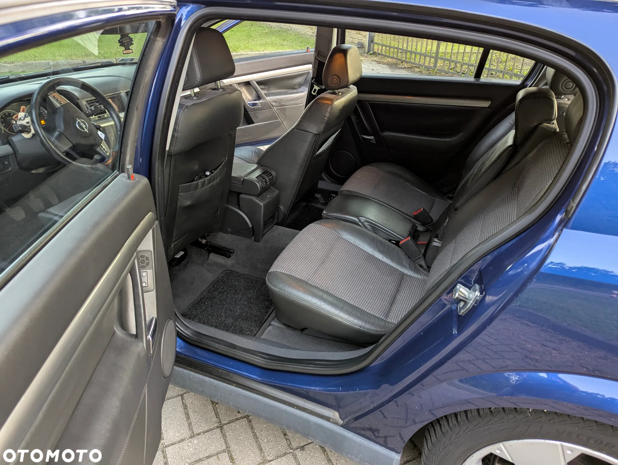 Opel Signum 2.0 Turbo Sport - 12