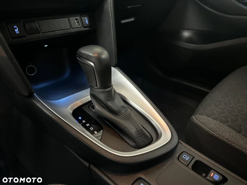 Toyota Yaris Cross Hybrid 1.5 Comfort - 17
