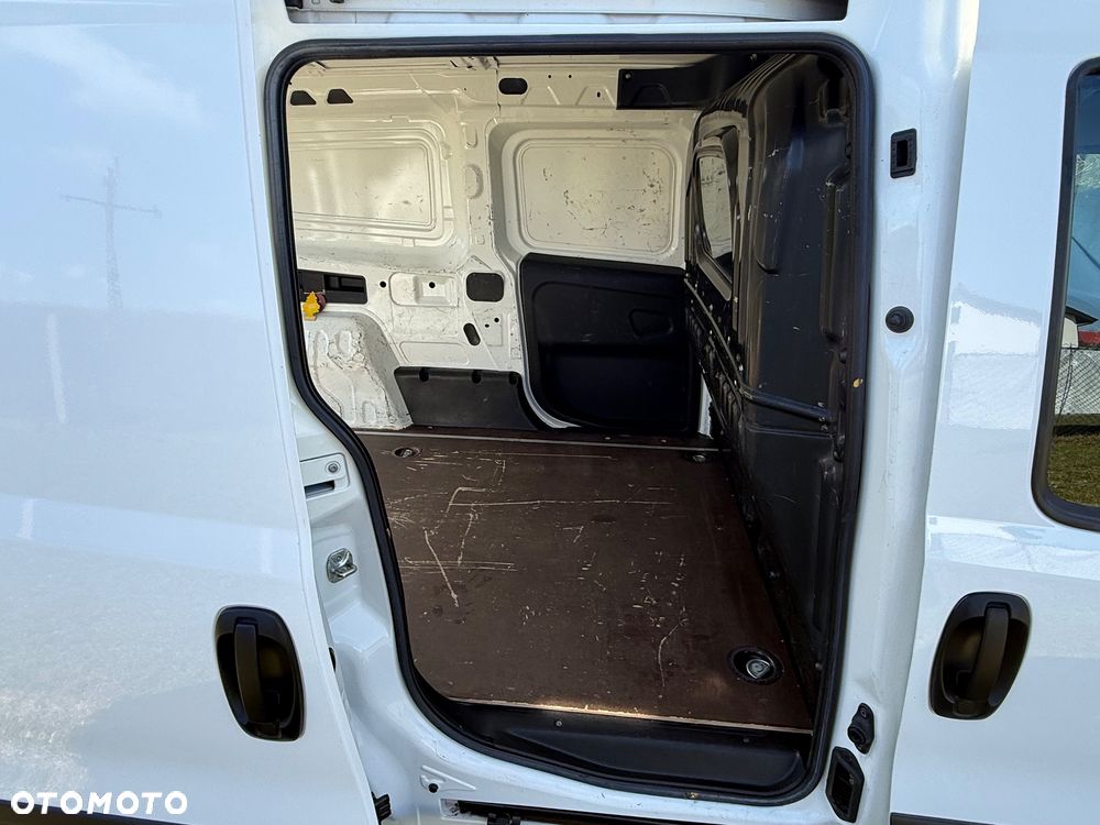 Fiat DOBLO - 12