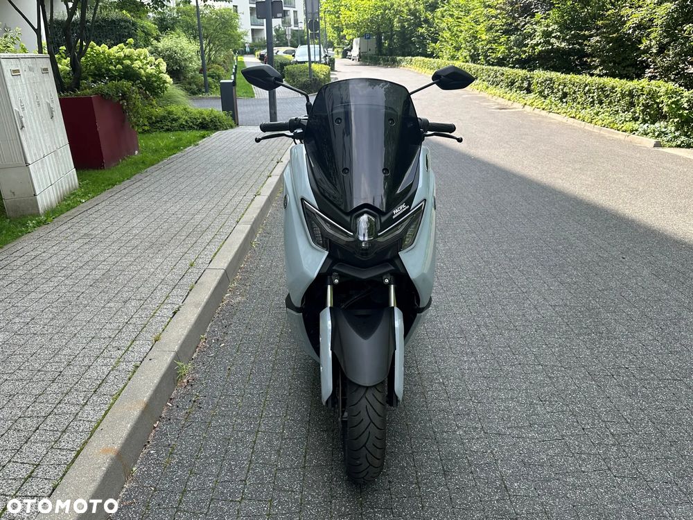 Yamaha NMAX - 12