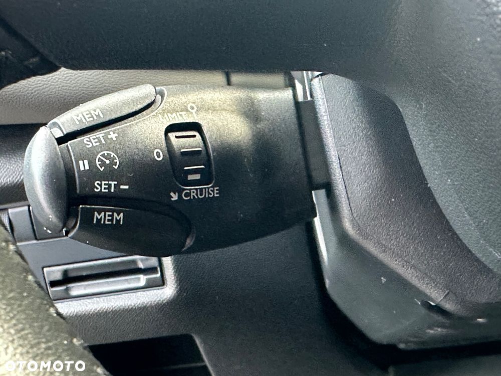 Citroën C5 Aircross 1.6 PHEV 180 Shine EAT8 - 28