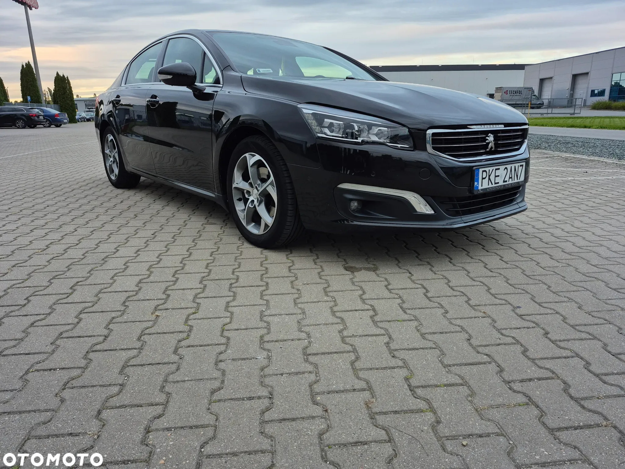 Peugeot 508 1.6 e-THP Allure S&S - 26