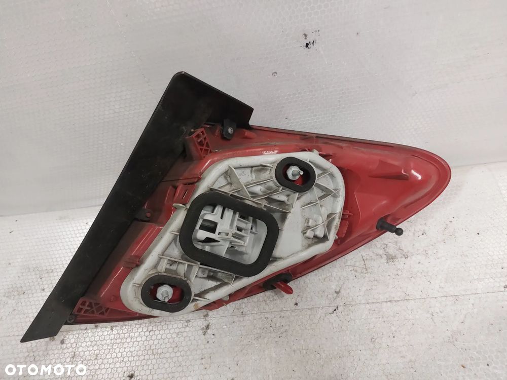 .  LAMPA TYL TYLNA LEWA OPEL MERIVA B - 4