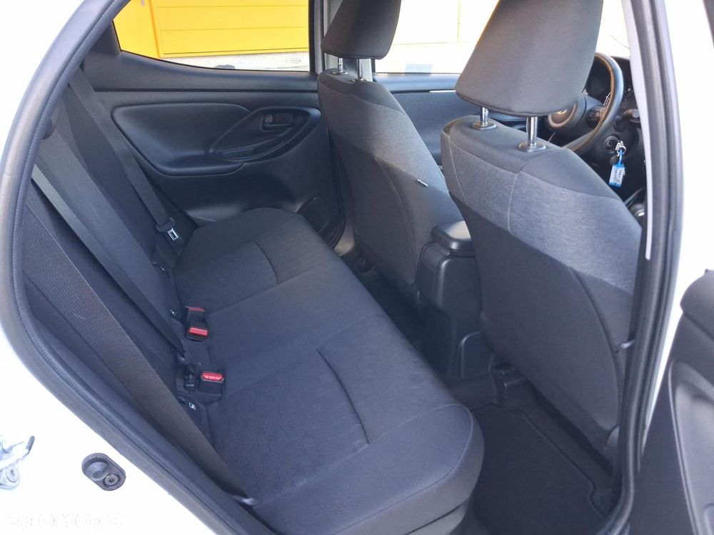 Toyota Yaris Hybrid 1.5 Style - 15