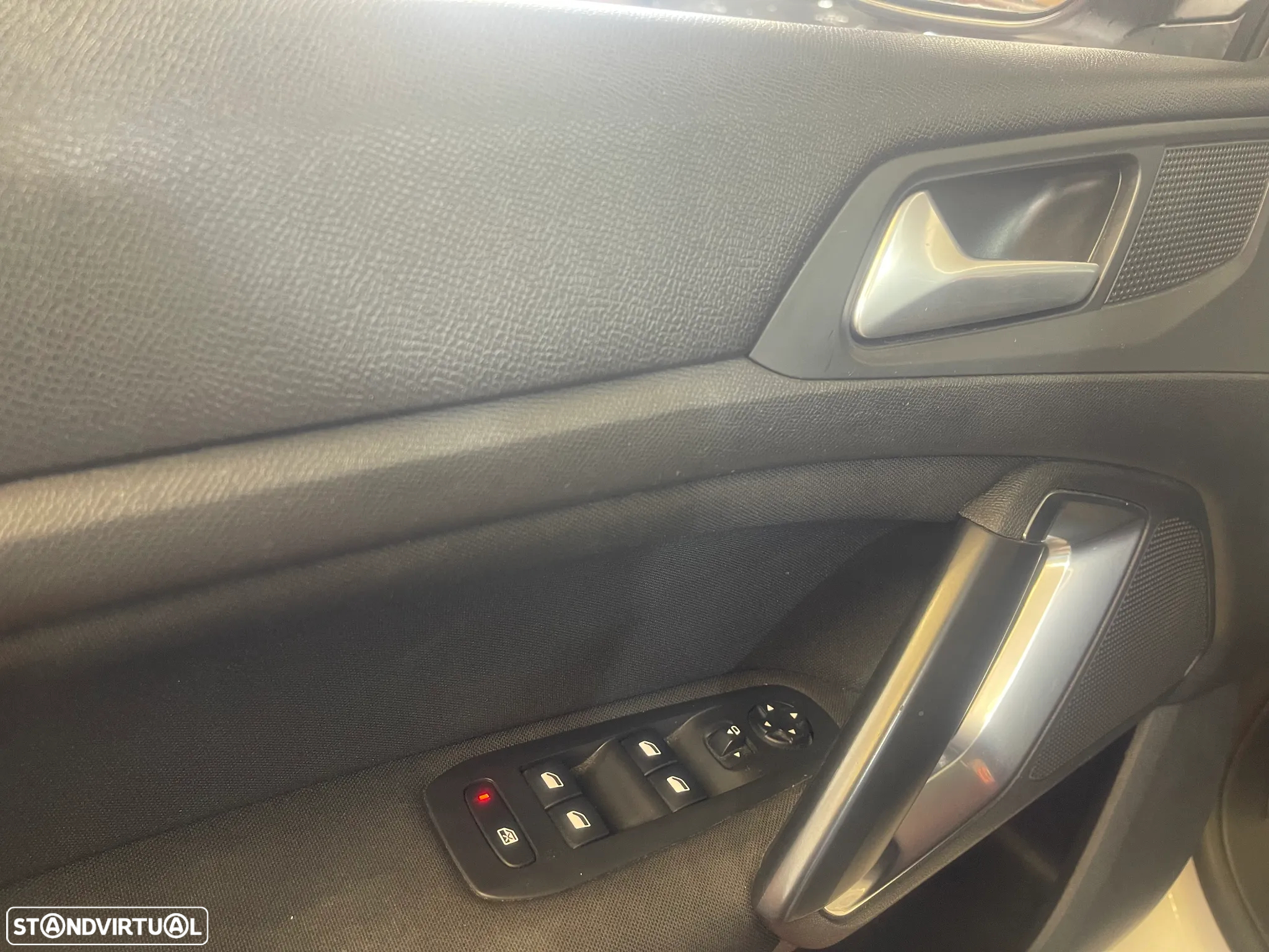 Peugeot 308 SW 1.5 BlueHDi Style - 40