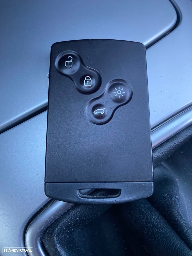 Renault Laguna 2.0 dCi Confort - 13