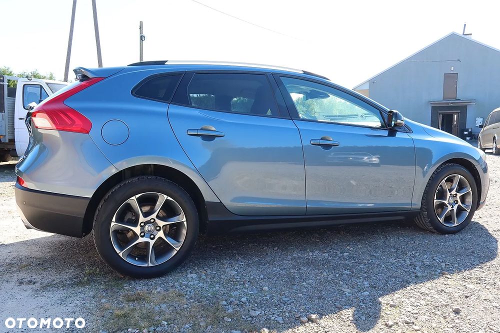 Volvo V40 D3 Momentum - 16