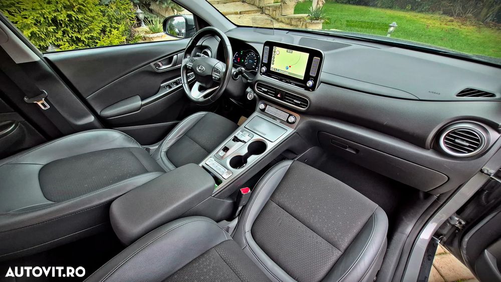 Hyundai KONA EV Premium - 19