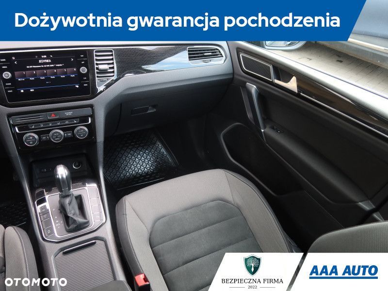 Volkswagen Golf Sportsvan - 9