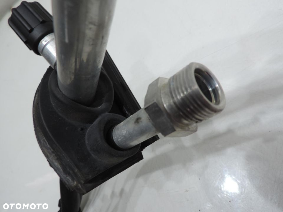 WĄŻ RURKA KLIMATYZACJI AUDI A6 C6 - 7