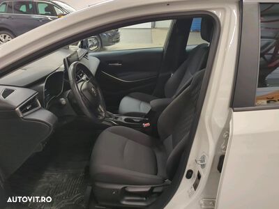 Toyota Corolla - 3