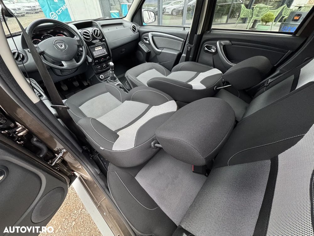Dacia Duster dCi 110 FAP 4x4 Laureate - 22