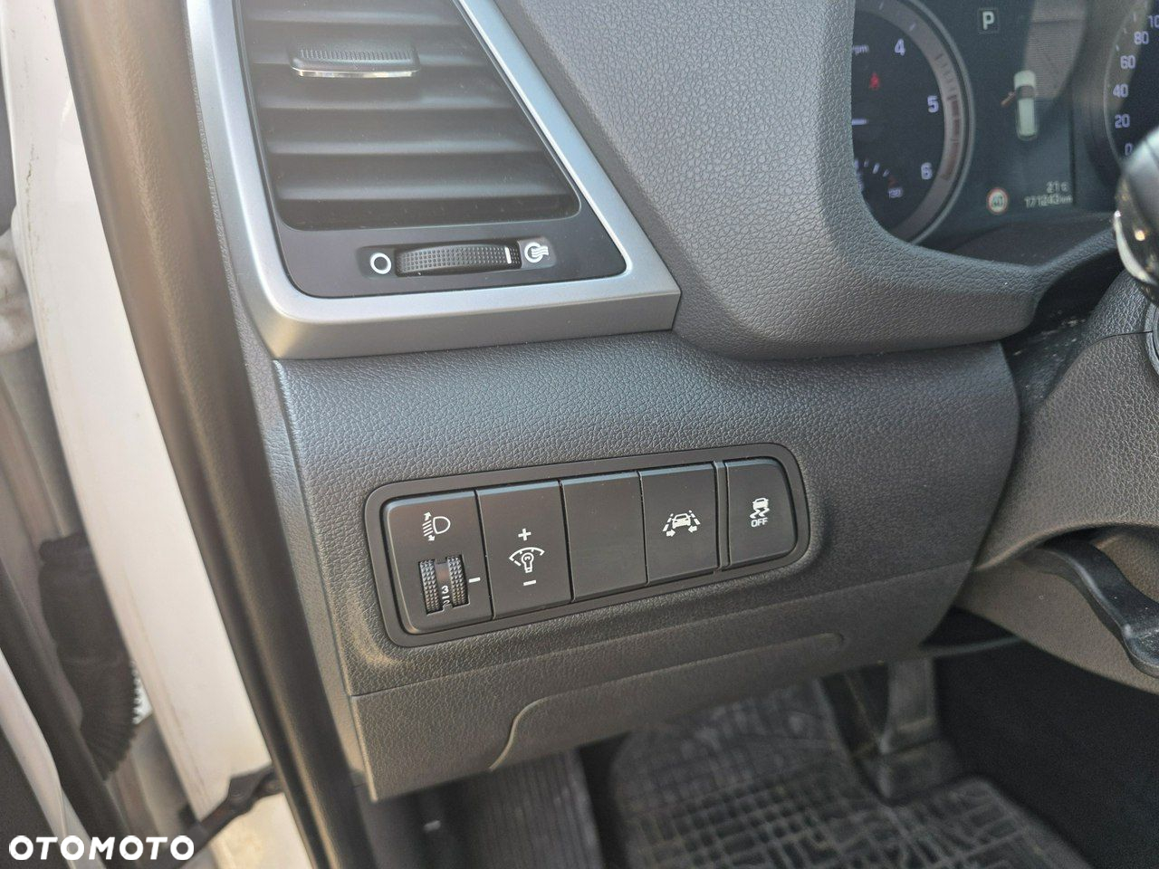 Hyundai Tucson - 13