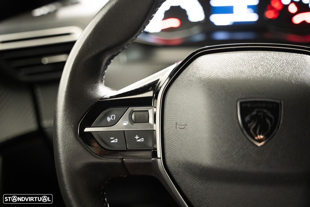 Peugeot 2008 1.2 PureTech Active - 16
