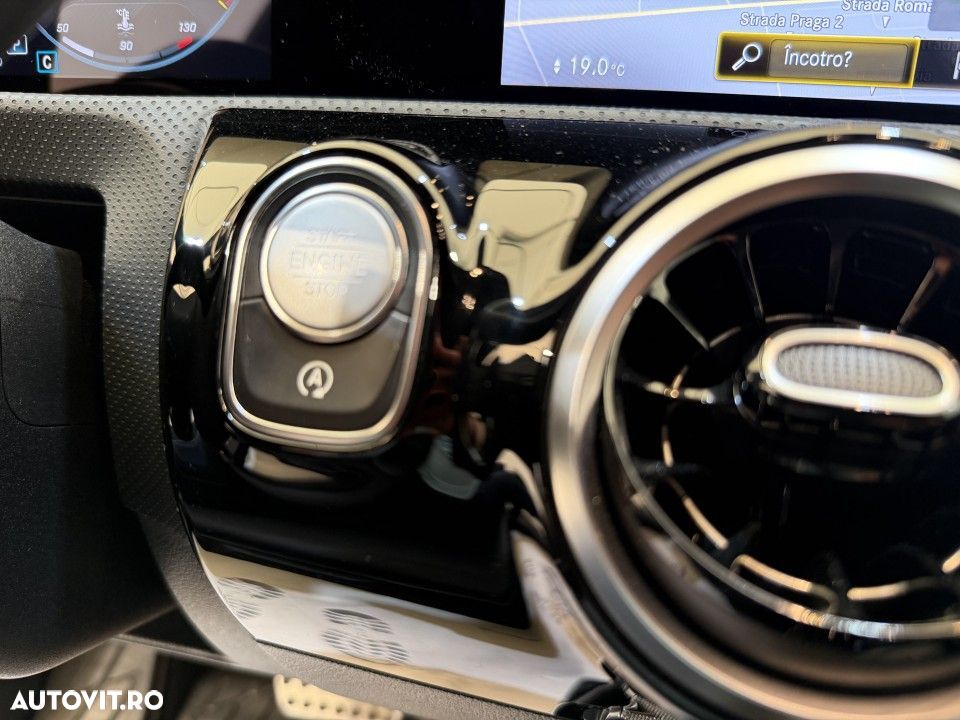Mercedes-Benz CLA 180 - 24