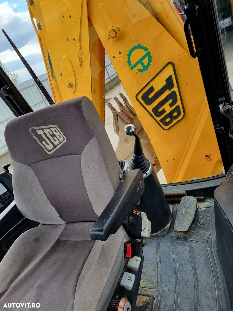 JCB 3CX - 5