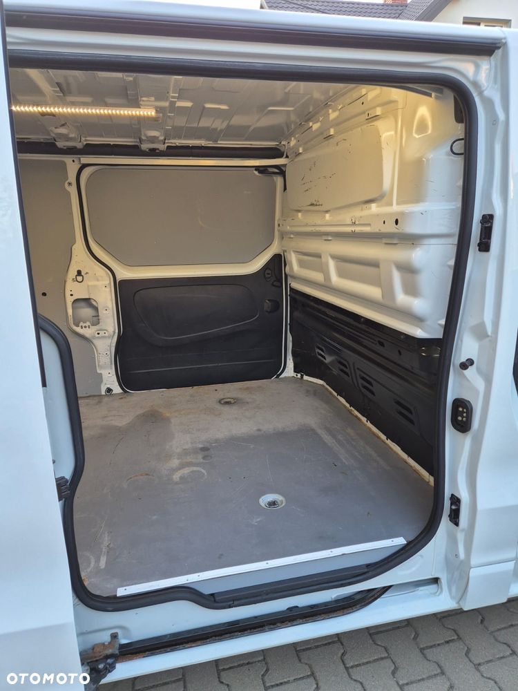 Renault Trafic 2019r Long 2xDrzwi Navi Super Stan - 30