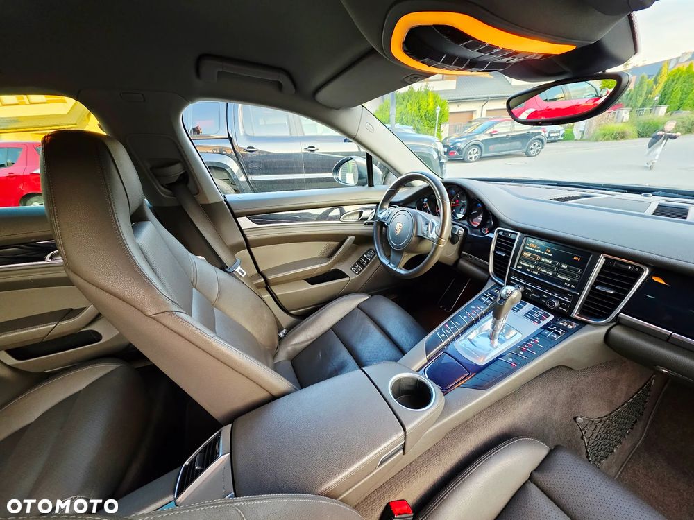 Porsche Panamera Diesel - 18