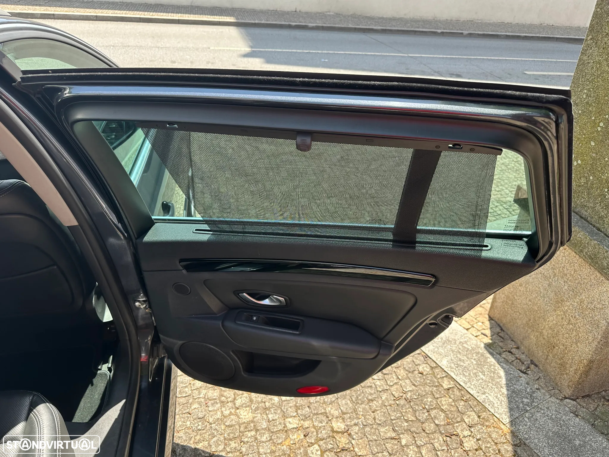 Renault Laguna Break 2.0 dCi Initiale - 18