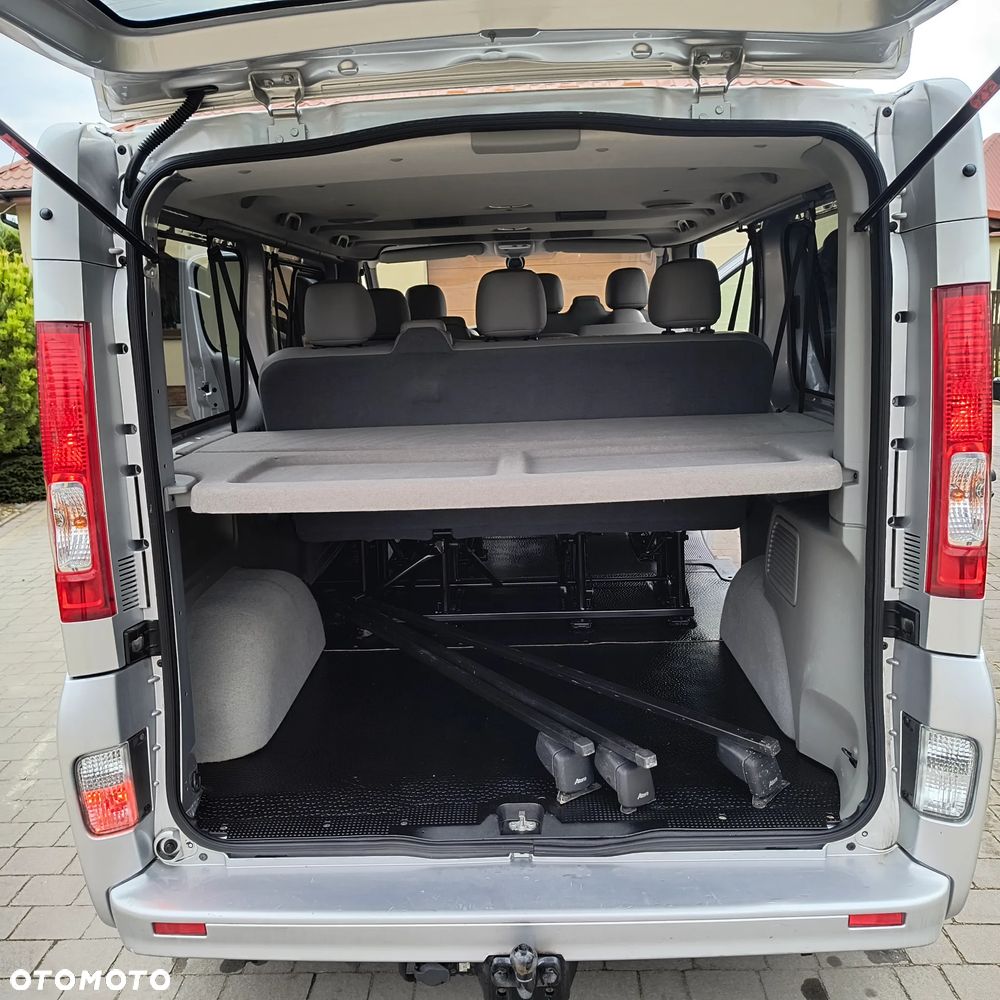 Opel Vivaro - 16
