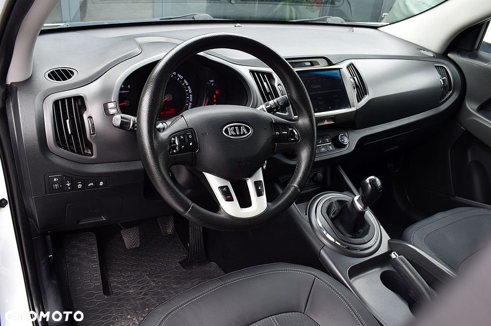 Kia Sportage - 4