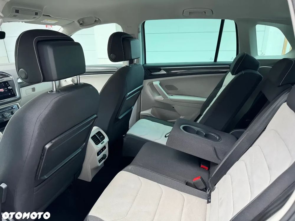 Volkswagen Tiguan - 14