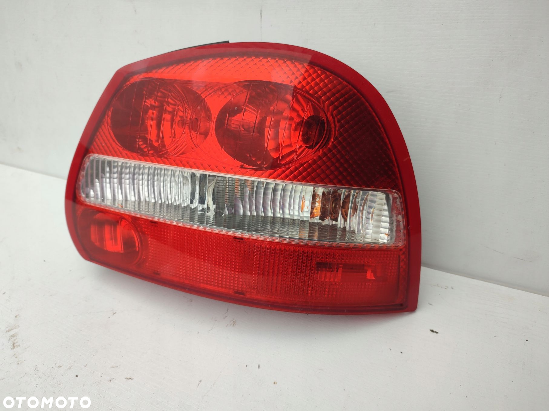 Lampa prawy tył JAGUAR X-TYPE KOMBI EUROPA ORYGINAŁ 4X43-N13404-A - 2
