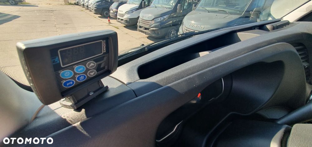 Iveco DAILY 35S18 - 6