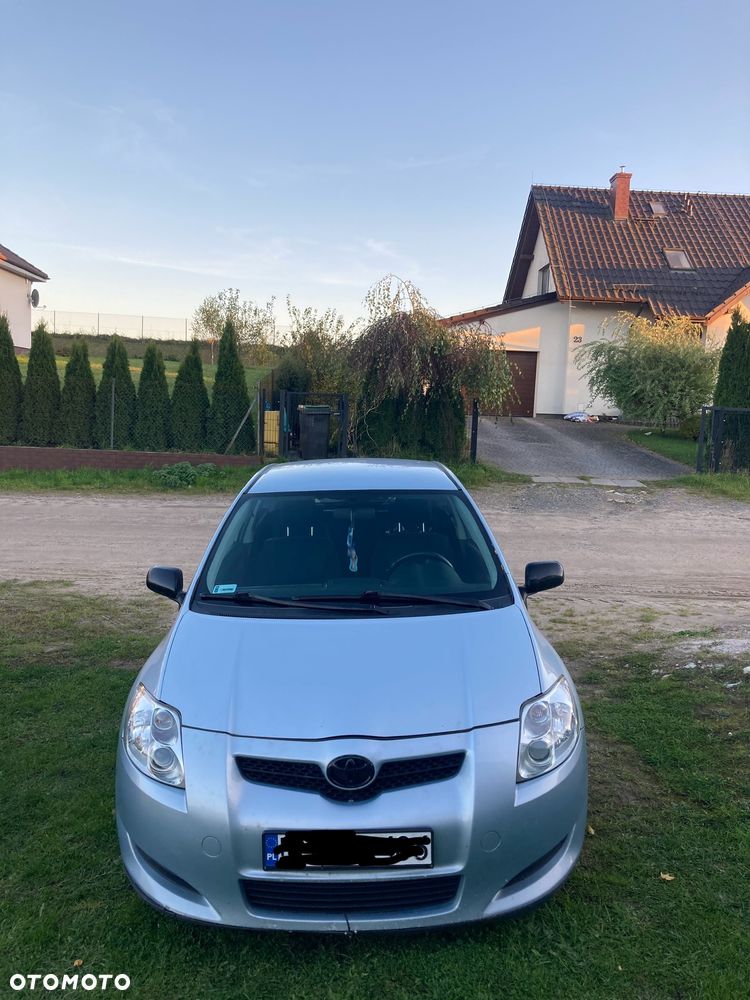 Toyota Auris 1.4 D-4D Luna - 2