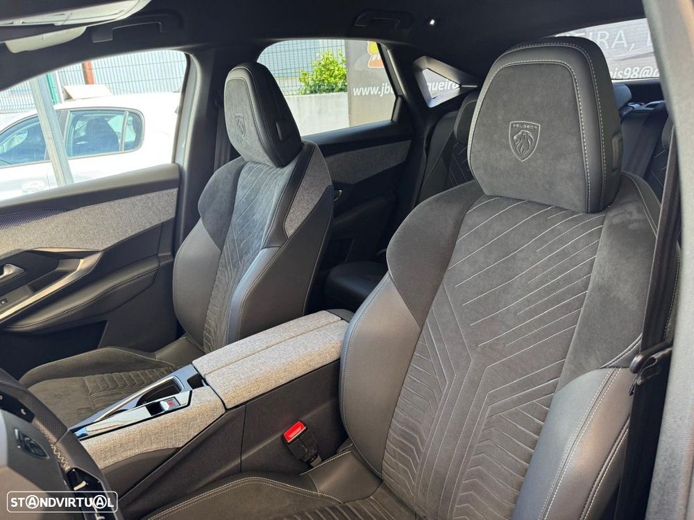 Peugeot E-3008 73 kWh GT - 29