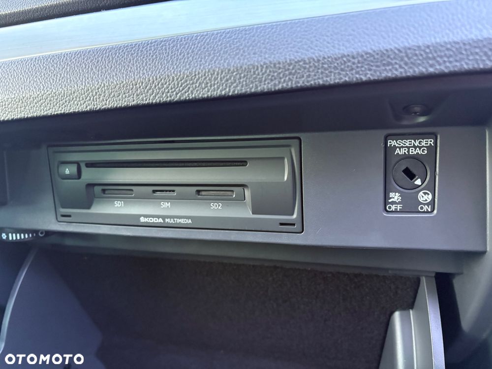 Skoda Superb 2.0 TDI Style DSG - 9