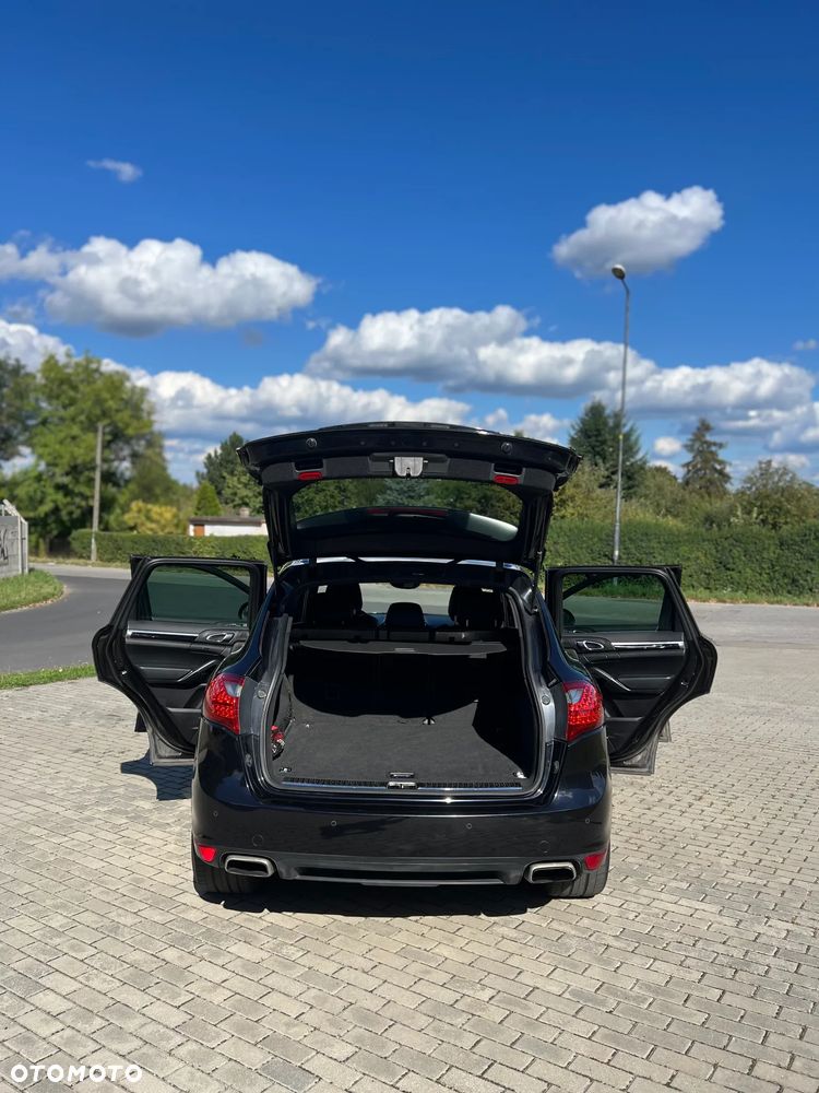Porsche Cayenne - 10