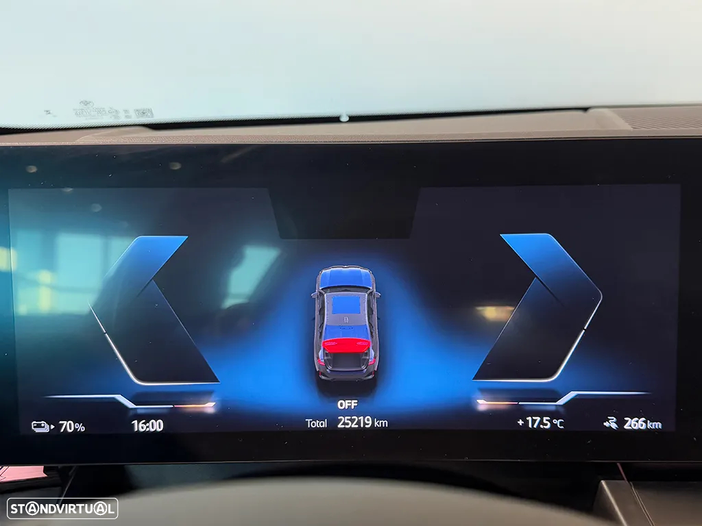 BMW i5 eDrive40 Pack Desportivo M - 11