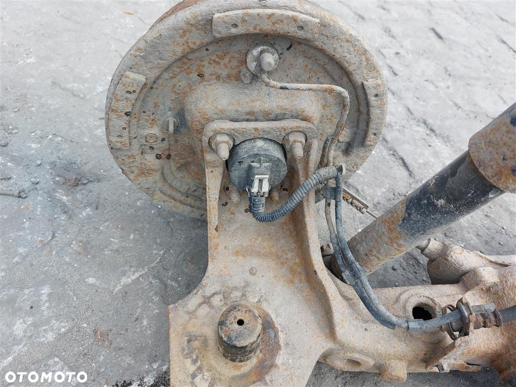 BELKA TYŁ POD PRZYCZEPĘ Opel Combo C 2001-2011R BĘBNY 4 ŚRUBY 4X100 - 3