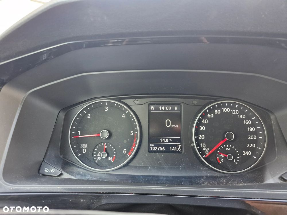 Volkswagen California - 19