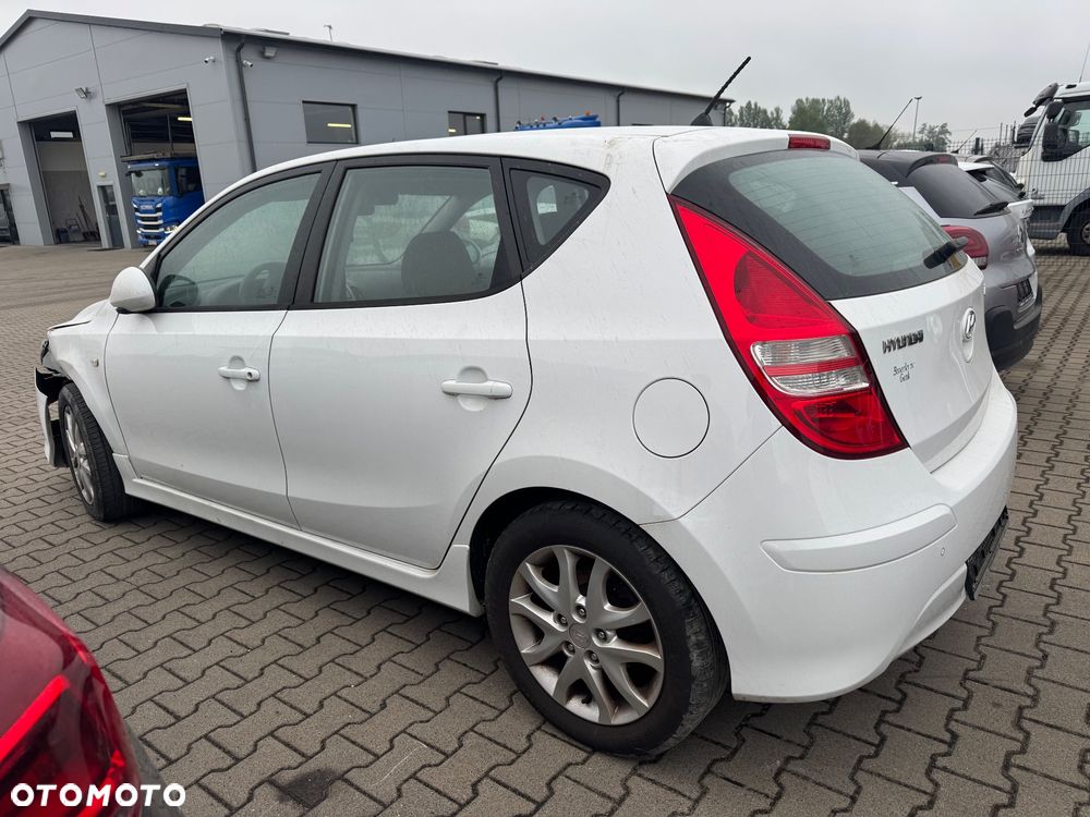 Hyundai i30 i30cw 1.6 CRDi Edition 20 - 4