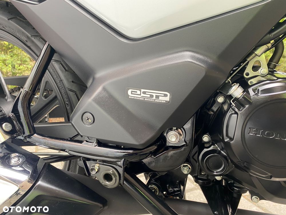 Honda CBF - 27